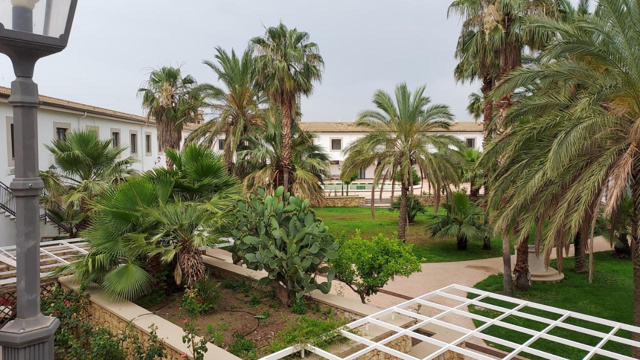 Resort Al Balhara Suites & Spa Palermo Exteriör bild